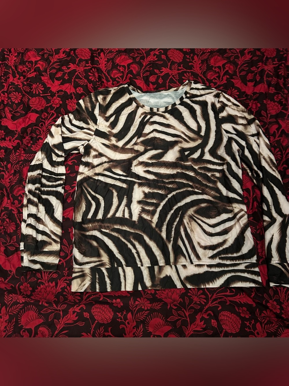 Tiger stripe long sleeve shirt